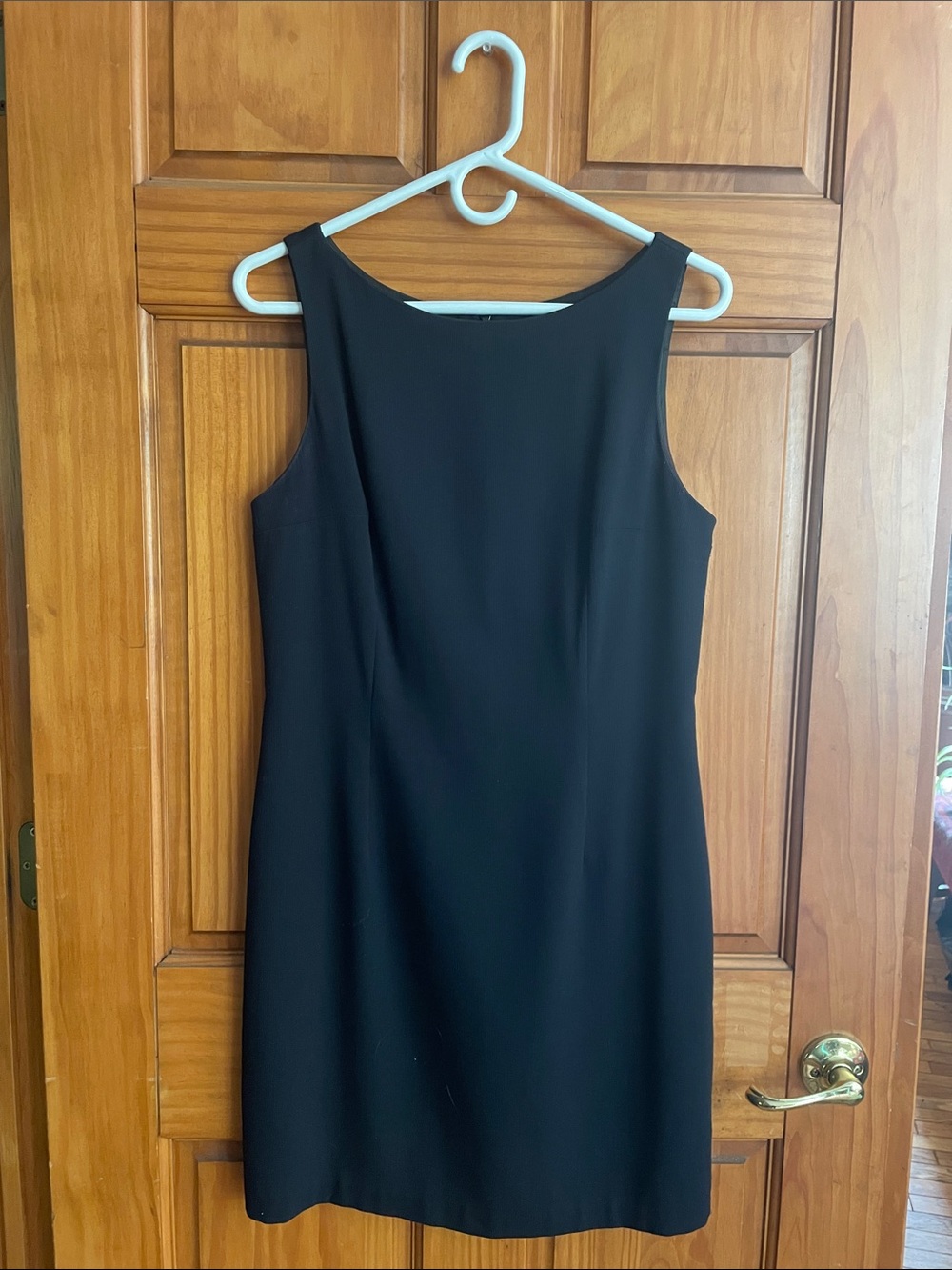 Elegant Black Sleeveless Wedding Guest Dress